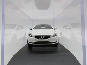 訳有 希少 ノレブ 1/43 ボルボ V40 後期 パールホワイト モデルカー 訳有 希少 ノレブ 1/43 ボルボ V40 後期 パールホワイト モデル